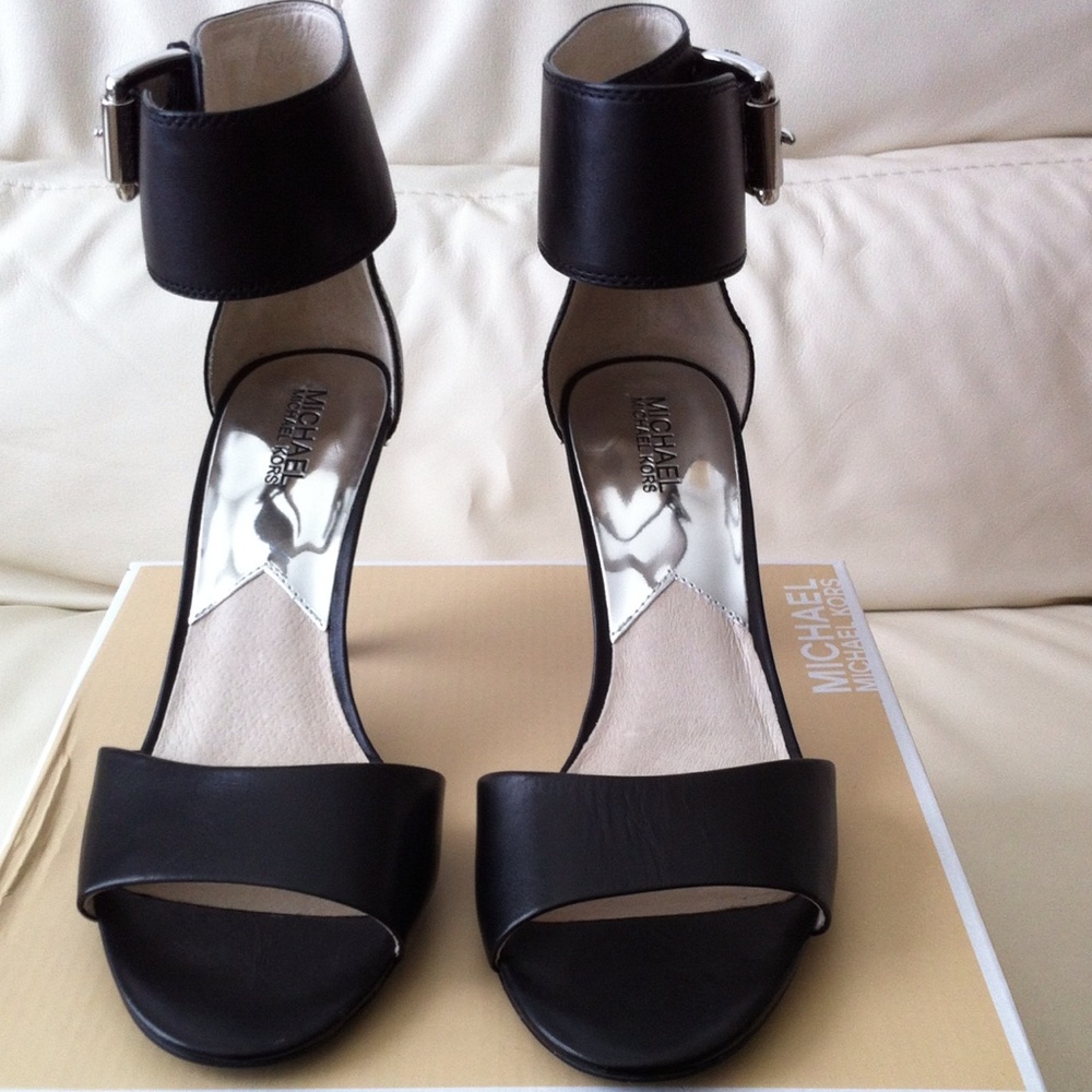 MK Shoes